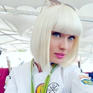 Meet your Posher, Oliver lee